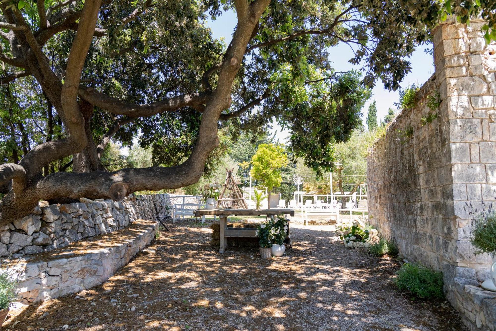Masseria Montepaolo Dimora Di Charme Конверсано Экстерьер фото